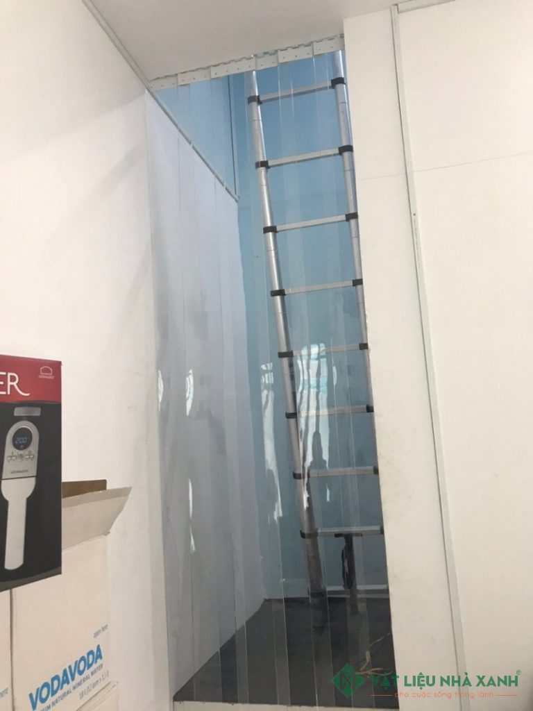 Thi Công Rèm Nhựa PVC / Màn Nhựa Ngăn Lạnh Điều Hòa