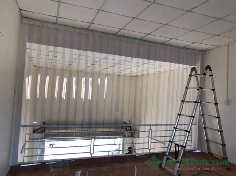 Thi Công Rèm Nhựa PVC / Màn Nhựa Ngăn Lạnh Điều Hòa